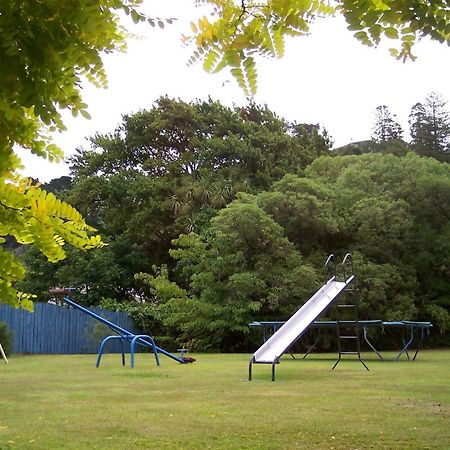 Camellia Court Motel Lower Hutt Kültér fotó